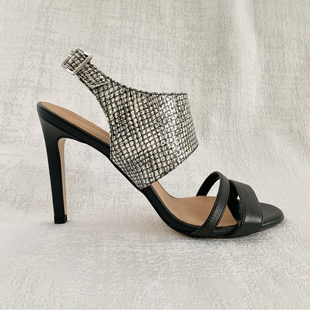 LE CHÂTEAU Leather Heeled Sandals